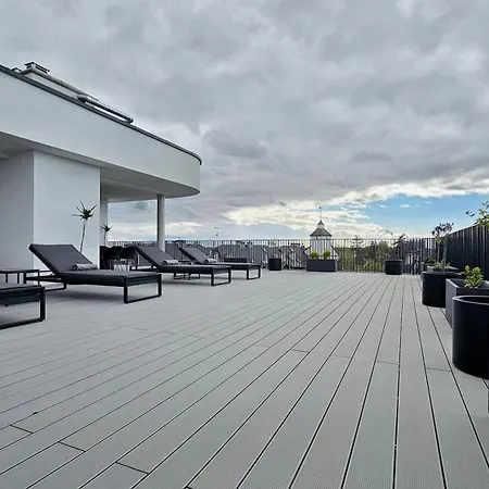 Wakacyjny Baltic Waves - Taras 180 M2 Apartment