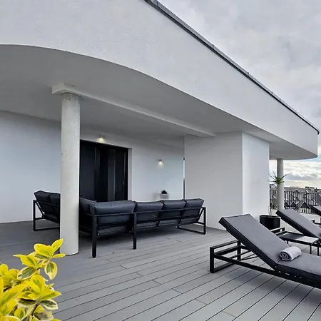Apartment Wakacyjny Baltic Waves - Taras 180 M2 Miedzyzdroje
