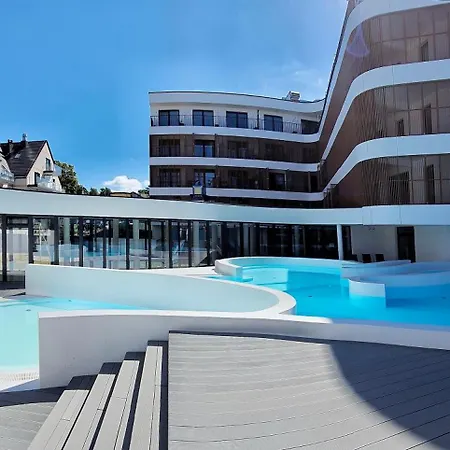 Wakacyjny Baltic Waves - Taras 180 M2 Apartment *