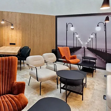 Wakacyjny Baltic Waves - Taras 180 M2 Apartment Miedzyzdroje