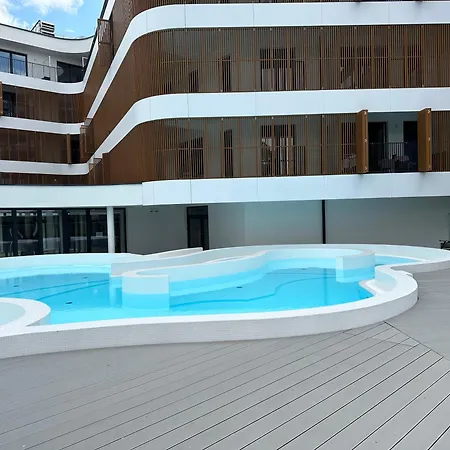 Wakacyjny Baltic Waves - Taras 180 M2 *